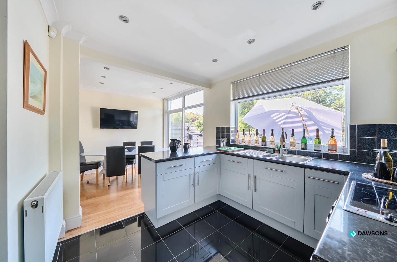 Druslyn Road, West Cross, Swansea, SA3 5QE